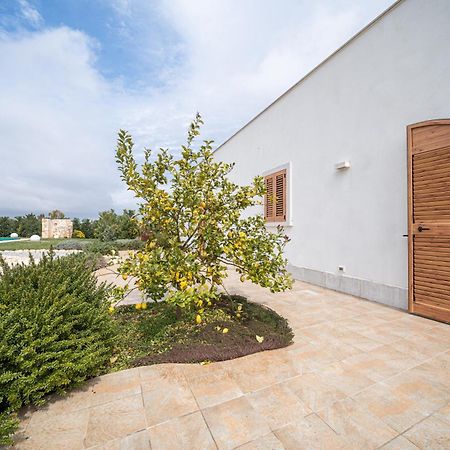 Private Pool & Parking Donna Lina Villa Conversano Kültér fotó